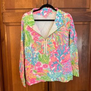 Lily Pulitzer quarter zip! Barely warm. Great quality! Size medium. Super comfy!